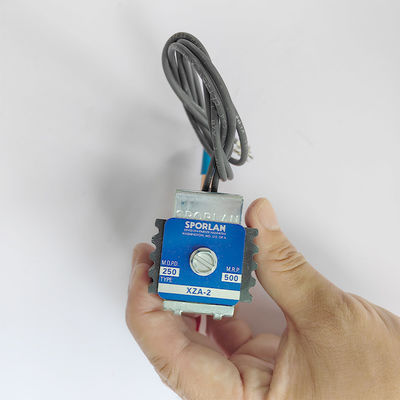 THERMO KING 614132 मूल स्पेयर पार्ट्स सोलेनोइड - हॉट गैस बाईपास, SLX/SLXe ट्रक रेफ्रिजरेटर के लिए स्पेयर पार्ट्स