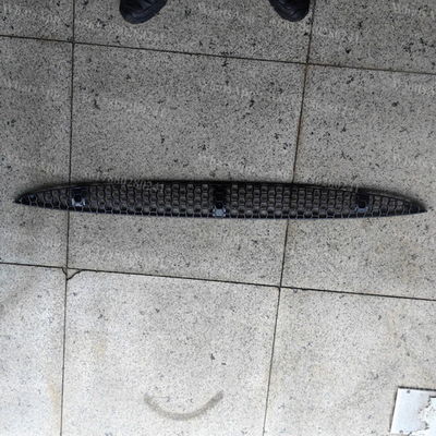 988025 GRILLE-LOWER-TK BLACK,SP थर्मो किंग T-600M, T-800M, T-1000M, T-680Pro, T-880Pro, T-1080Pro के निचले कवर