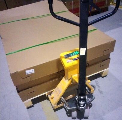 5-6 मीटर रेफ्रिजरेटेड बॉक्स लंबाई ट्रक 24V के लिए उपलब्ध कैरियर transicold Citimax D7 मॉडल